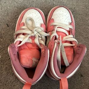 Toddler Valentine pink mid Jordan 1’s